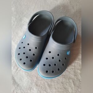 Crocs Gray & Blue Unisex Style sz Men's 7 sz Women's 9